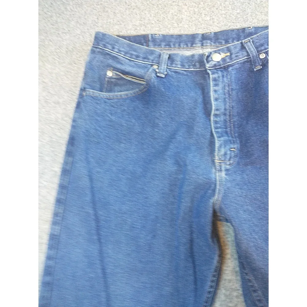 Wrangler Premium Quality Authentic Mens Straight Leg Blue Jean 34x32 Medium Wash